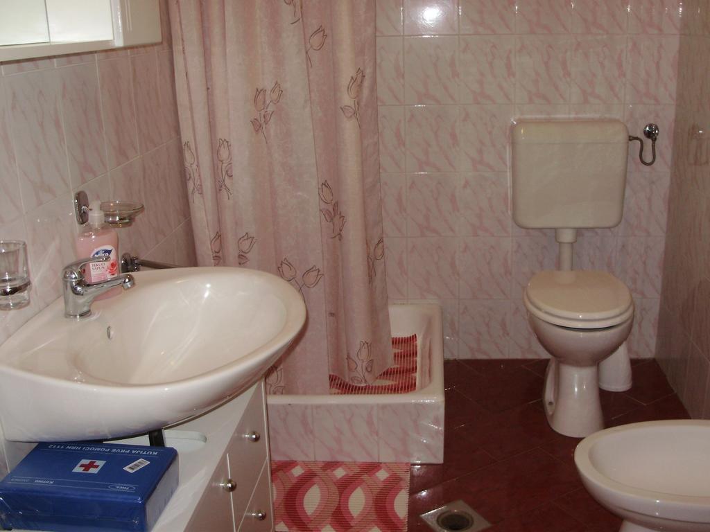 Green Apartments Matulji Bilik gambar
